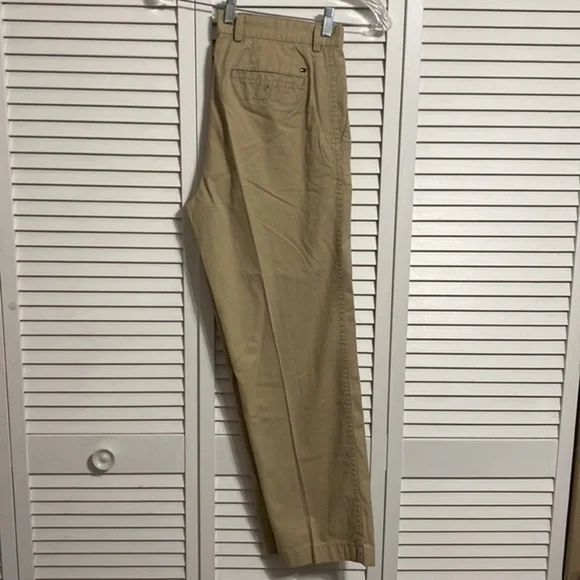 Tommy Hilfiger classic fit khakis - Picture 6 of 9